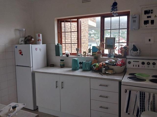 To Let 2 Bedroom Property for Rent in Fish Hoek Western Cape